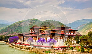 Pumakha Dzong