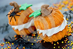 Pumpkin cupcakes for Halloween or Thanksgiving
