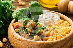 Pumpkin, red lentil and chickpea curry