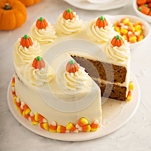 Pumpkin spice layered cake with cream cheese frosting