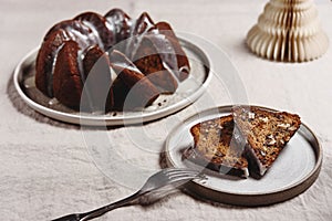 Pumpkin tangerine bundt cake with pumpkin spice and nuts