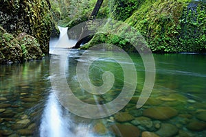 Punch Bowl Falls, Oregon