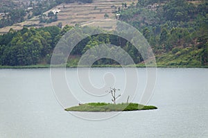 Punishment Island on Lake Bunyonyi photo