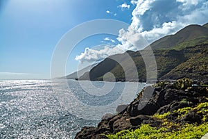 Punta de la Caleta is a lovely small-scale seaside resort on the coast of El Hierro with the opportunity to swim in the ocean.