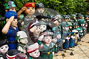 Puppet troops