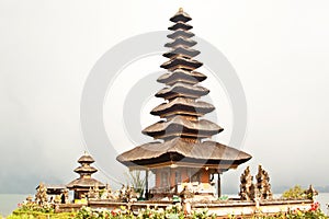 Pura Ulun Danu Temple on Bratan Lake (Bali)