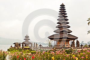 Pura Ulun Danu Temple on Bratan Lake (Bali)