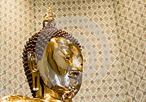 Pure Gold Buddha Image at Wat Traimit, Bangkok, Thailand photo