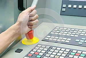 Push emergency switch