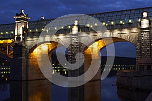 Pushkinskiy foot-bridge