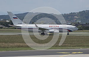 putins Il-96-300