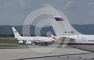 putins Il-96-300