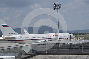 putins Il-96-300