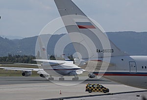 putins Il-96-300