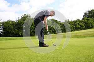 Putting for a Birdie photo