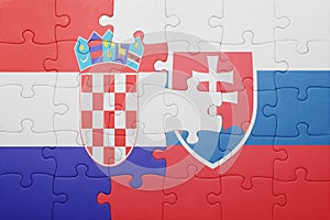 Puzzle se státní vlajkou slovenska a chorvatska