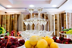 Pyramid champagne martini glasses