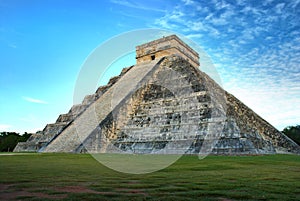 Pyramid of Kukulcan. Chichen Itza, Mexico