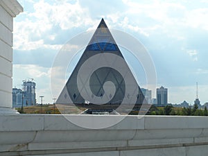 Pyramide photo