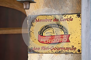 Cercle des peri-gourmands Perigord geese duck food logo brand and text sign local