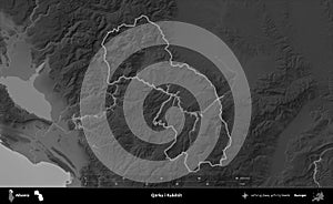 Qarku i Kukesit outlined, Albania. Grayscale