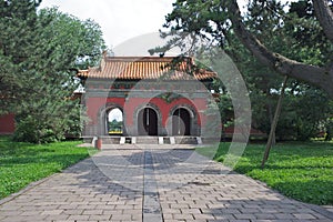 Qing Fu Tomb