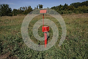 Qred electric cable stands in the field