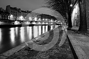 Quai des Orfevres, Paris photo