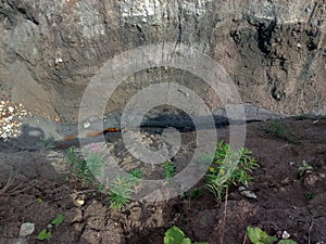 Quarry for the extraction of multi-colored clay