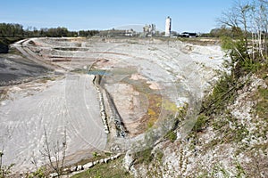 The quarry is an opencast mine where mainly limestone is extracted