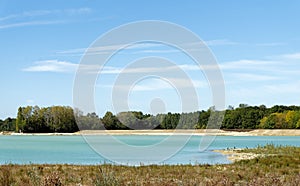 Pond and quarrying in ÃÅ½le de france region photo