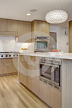 Quarter saw white oak residential kitchen cabinets.