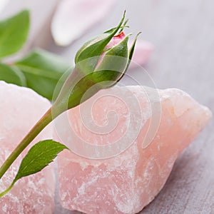 Quartz with rosebud