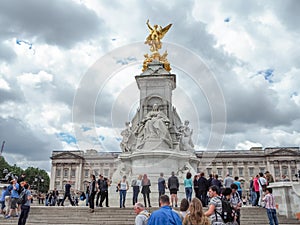 Queen Victoria Statue, Buckingham Palace, the home of the Queen of England, London