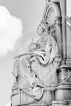 Queen Victoria statue in front of Buckingham Palace in London