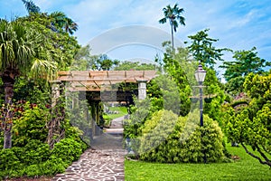 Queens Park Walkway