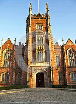 Queens university Belfast front entrance 1