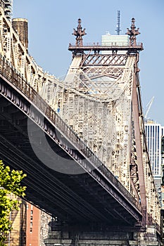 Queensboro Bridge connects Manhattan with Queens