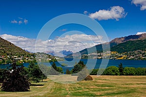 Queenstown and lake Wakatipu