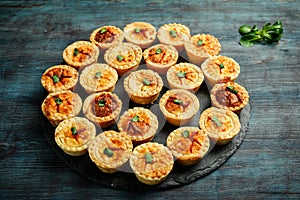 Quiche mini tarts