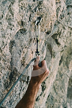 Quick-draw on rock wall