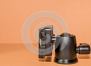 Quick release tripod head