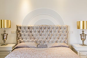 Quilted headboard bed