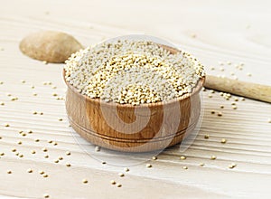 Quinoa seeds in a bowl