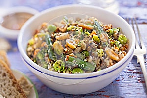 Quinoa, spelt, peanuts, almond, pistachios salad