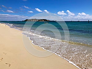 Quite and peaceful sandy beach at Hamelin Bay, Australia