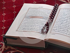 Qur`an and prayer beads