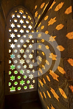 Qutb Minar, Delhi, carvings