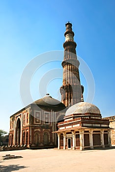 Qutb Minar, new Delhi, India. photo