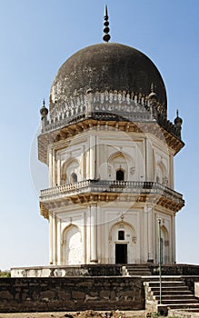 Qutb Shahi Octagonal Two Story Mausoleum photo